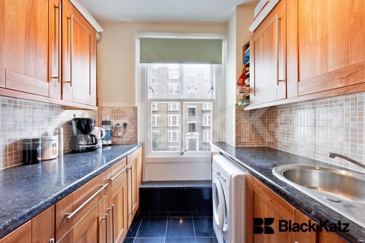 Stunning Communal Roof Terrace With Views Of The City Waleran Flats Old Kent Road, Borough